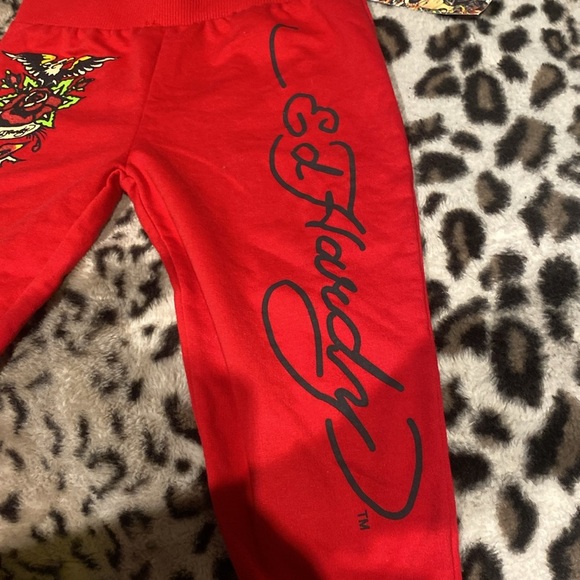 NWT ED HARDY KIDS SWEATS WITH ED HARDY LOGO W/ eagle, anchor, flower!! Awesome!! - Picture 4 of 6